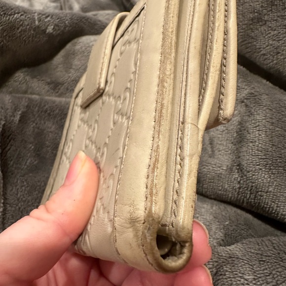 Good used condition Gucci, wallet, off-white - Picture 9 of 14